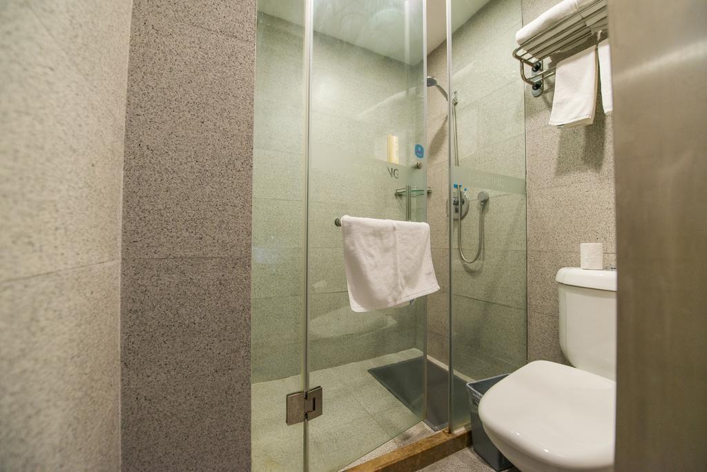 Hanting Express Shanghai South Shanxi Road Шанхай Екстериор снимка