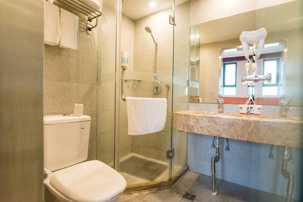 Hanting Express Shanghai South Shanxi Road Шанхай Екстериор снимка